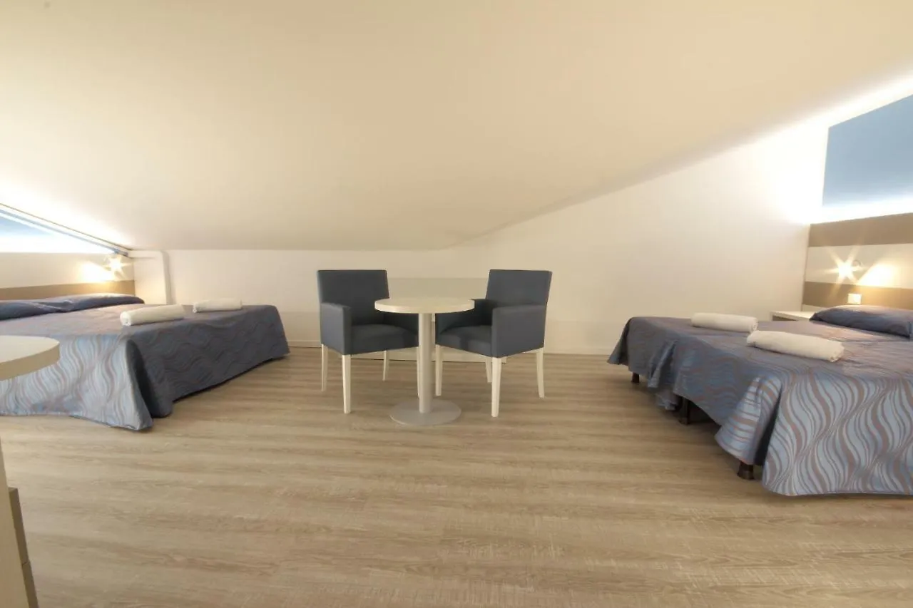 Hotel Serenella Lido di Jesolo 3*,